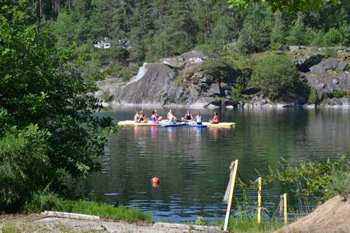 PRVNÍ PADDLEBOARDOVÁ JÓGA 2022 